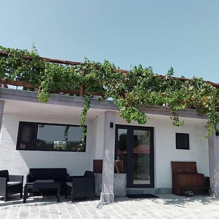 Namaste Къща В Село Камилски Дол Kamilski Dol Exterior foto